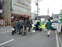 写真：伊勢楽市の様子1