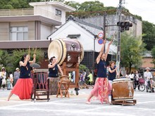 写真：伊勢まつりの様子3