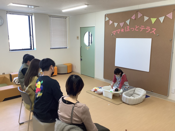 パパとママの教室の様子