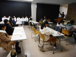 写真：学習会の様子3