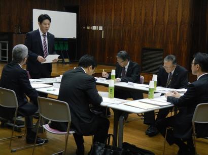 写真：平成27年度第2回伊勢市総合教育会議の様子