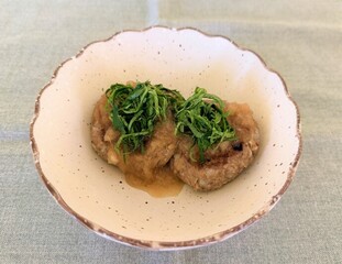 いわし缶と豆腐のハンバーグ　写真