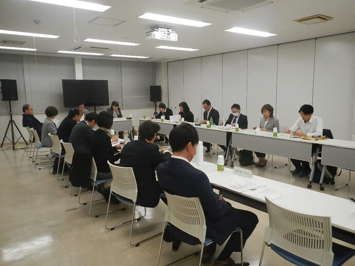 写真：令和6年度第1回伊勢志摩定住自立圏共生ビジョン懇談会の様子