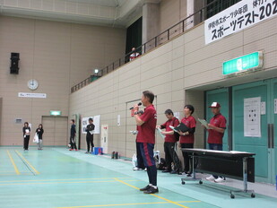 写真：開会式　本部長あいさつ