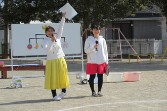 写真：司会の先生