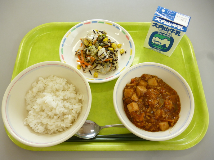 給食の写真