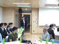 写真：会場での挨拶の様子