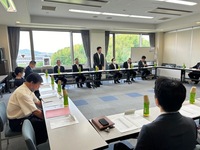 写真：会場での挨拶の様子