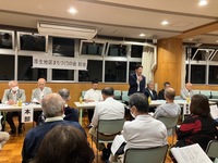 写真：会場での挨拶の様子