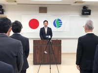 写真：会場での挨拶の様子