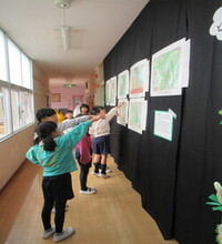 みどり組みんなで絵画鑑賞