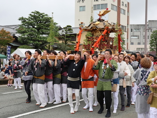 大世古町会連合会の神輿