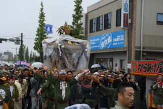 祭遊騎パレード