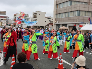 よさこいソーランの披露