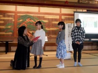 インタビューの様子