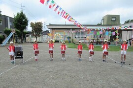 5歳児の鼓隊が始まるところ