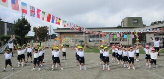 全員で体操をしているところ