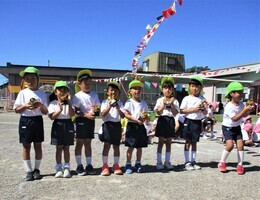 5歳児が表彰されているところ