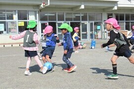 チームで競っているところ