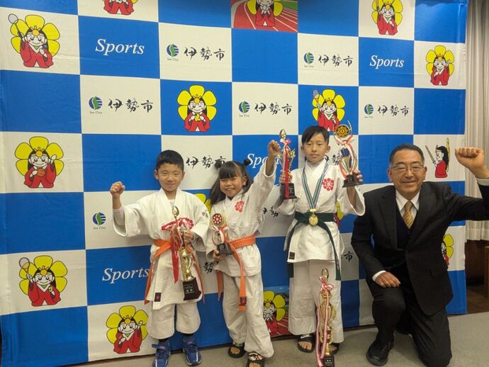 画像：小田 誠之助さん、山口 奏翔さん、中村 宥月さん