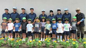 高校生との集合写真