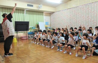 誕生会はじまりの手遊び