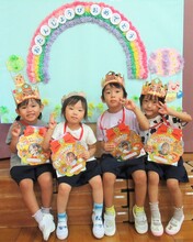 3歳の誕生児の記念撮影